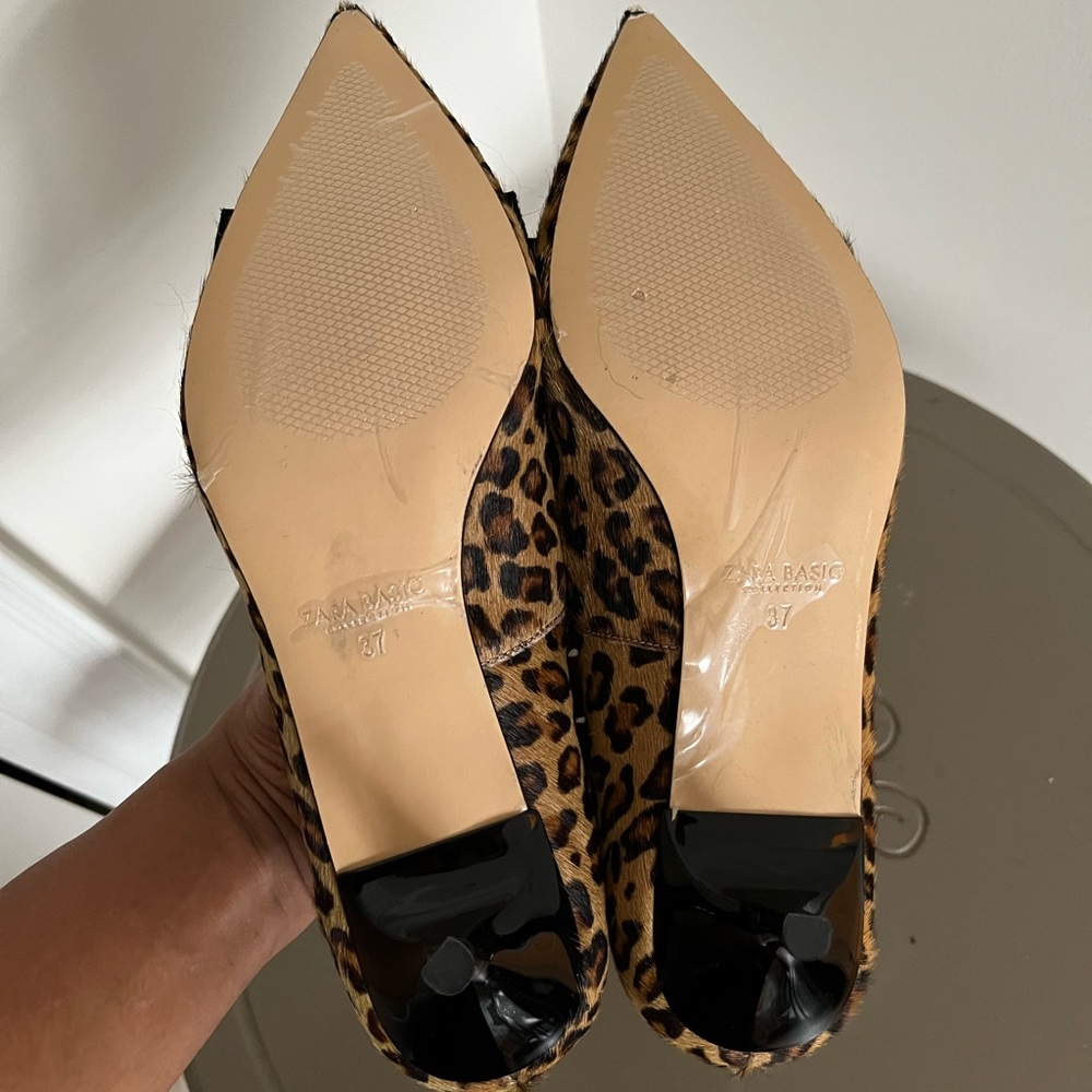 NWOT- Zara Animal print kitten heel pumps! Size 37. Leather - Picture 5 of 5